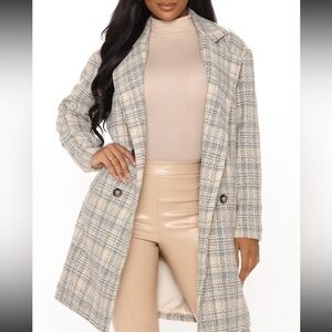 BIN#12 - FASHION NOVA WOMEN’s Small Coat